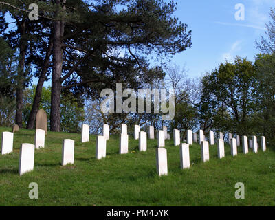 Cimetière des sépultures de guerre du Commonwealth au Royal Victoria Country Park, l'abbaye de Netley, Southampton, Hampshire, England, UK Banque D'Images