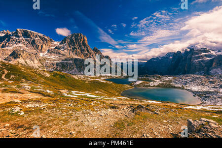 'Lacs Laghi del Piani' près de 'Tre Cime di Lavaredo' (Drei Zinnen), Dolomites, Italie Banque D'Images