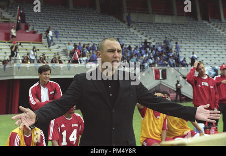 Photo du film / Publicité toujours à partir de "il est l'homme' Vinnie Jones © 2006 Dream Works Crédit Photo : Rob McEwan Référence #  30737297THA pour un usage éditorial uniquement - Tous droits réservés Banque D'Images