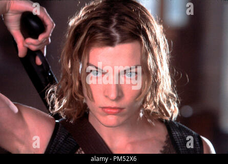 Resident Evil : Apocalypse' Milla Jovovich © 2004 Screengems Photo par Ralph Konow Banque D'Images