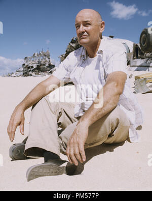 Publicité studio toujours de 'Lost' Terry O'Quinn 2004 Dossier Référence #  307351591THA pour un usage éditorial uniquement - Tous droits réservés Banque D'Images