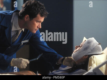 Photo du film de 'Nip / Tuck' - 'épisode Erica Noughton' Dylan Walsh 2004 Dossier Référence #  30735503THA pour un usage éditorial uniquement - Tous droits réservés Banque D'Images