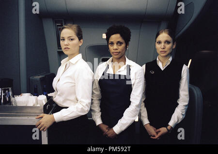 Publicité studio de 'Toujours' Flightplan Erika Christensen, Judith Scott, Kate Beahan © 2005 Touchstone Pictures Photo par Ron Batzdorff Référence de fichier #  307362084THA pour un usage éditorial uniquement - Tous droits réservés Banque D'Images