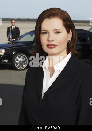 Publicité studio de 'Toujours Commandant en Chef' Geena Davis 2005 Photo de Bob D'Amico Référence #  307362250THA pour un usage éditorial uniquement - Tous droits réservés Banque D'Images