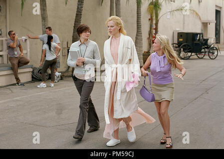 Publicité studio de toujours 'Bewitched' Heather Burns, Nicole Kidman, Kristin Chenoweth © 2005 Columbia Pictures Photo de John Bramley Référence #  307362304THA pour un usage éditorial uniquement - Tous droits réservés Banque D'Images