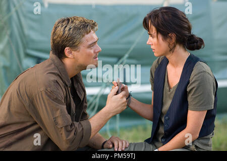 Publicité studio de 'Toujours' Blood Diamond Leonardo DiCaprio, Jennifer Connelly © 2006 Warner Crédit photo : Jaap Buitendijk Référence de fichier #  307371405THA pour un usage éditorial uniquement - Tous droits réservés Banque D'Images