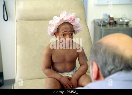 Publicité studio de 'Toujours' Petit homme Marlon Wayans © 2006 Revolution Studios de la référence du fichier #  307371908THA pour un usage éditorial uniquement - Tous droits réservés Banque D'Images