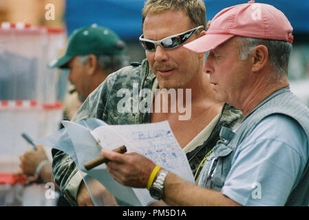 Photo du film / Publicité encore "domino" de Mickey Rourke, directeur Tony Scott © 2005 New Line Cinema Crédit Photo : Daniela Fichier Scaramuzza Référence #  307361349THA pour un usage éditorial uniquement - Tous droits réservés Banque D'Images