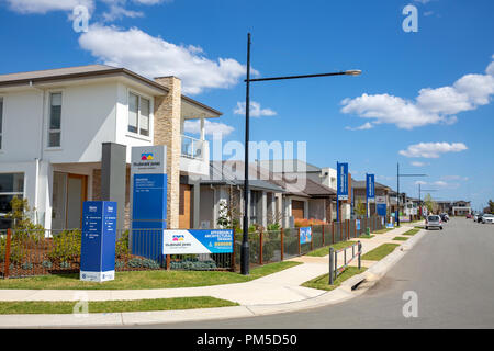 Nouvelles maisons à vendre sur un site de remise à disposition des terres à parc Marsden, nord ouest de Sydney, Nouvelle Galles du Sud, Australie Banque D'Images