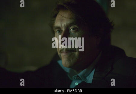 Photo du film / Publicité encore de 'petit déjeuner sur Pluton' Bryan Ferry © 2005 Sony Pictures Classics Référence #  30736316THA pour un usage éditorial uniquement - Tous droits réservés Banque D'Images