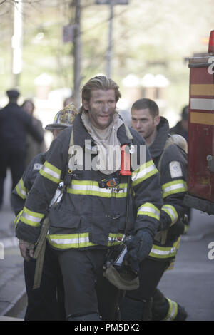 Photo du film / Publicité de l'opération de sauvetage encore me' Denis Leary 2005 Crédit photo : Craig Blankenhorn Référence #  30736455THA pour un usage éditorial uniquement - Tous droits réservés Banque D'Images