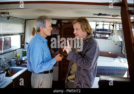 Publicité studio de sang encore 'Travail' Clint Eastwood, Jeff Daniels © 2002 Warner Brothers Crédit photo : Merie W. Wallace Banque D'Images