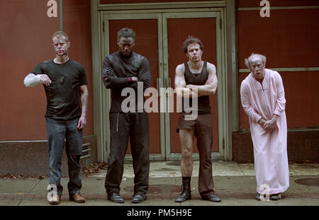 Publicité studio toujours de 'Bienvenue à Collinwood' William H. Macy, Isaiah Washington, Sam Rockwell, Michael Jeter © 2002 Warner Brothers Crédit photo : Jamie Trueblood Banque D'Images