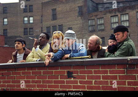 Publicité studio toujours de 'Bienvenue à Collinwood' Andrew Davoli, Isaiah Washington, Patricia Clarkson, Sam Rockwell, Michael Jeter, William H. Macy © 2002 Warner Brothers Crédit photo : Jamie Trueblood Banque D'Images