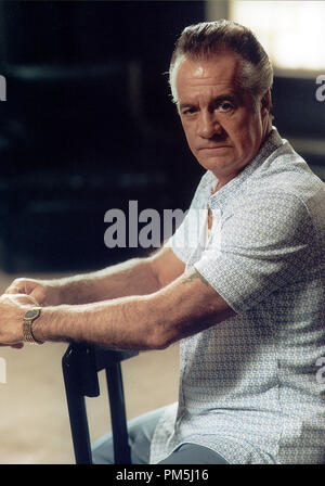 Photo du film / Publicité encore de 'The Sopranos' Tony Sirico circa 2002 Crédit photo : Barry Wetcher Référence de fichier #  30754416THA pour un usage éditorial uniquement - Tous droits réservés Banque D'Images