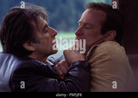 Photo du film / Publicité encore de 'Insomnie' Al Pacino, Robin Williams © 2002 Insomnia Productions, LP Crédit Photo : Rob McEwan Banque D'Images