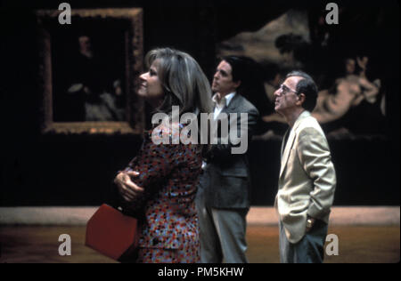 Photo du film / photos promotionnelles de 'petit moment Crooks' Tracey Ullman, Hugh Grant, Woody Allen © 2000 Dream Works Crédit Photo : John Clifford Référence #  30846216THA pour un usage éditorial uniquement - Tous droits réservés Banque D'Images
