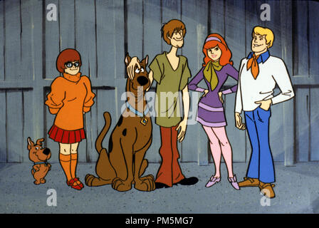 Publicité studio de 'Scooby encore-Doo, où êtes-vous ? ' Scrappy-Doo, Velma, Scooby-Doo, Sammy, Daphné, Fred vers 2000 Référence #  30846935THA pour un usage éditorial uniquement - Tous droits réservés Banque D'Images