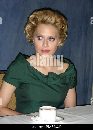 Brittany Murphy Portrait Session, le 7 novembre 2006. La reproduction par les tabloïds américains est absolument interdit. Référence #  30890 Fichier 004CCR pour un usage éditorial uniquement - Tous droits réservés Banque D'Images