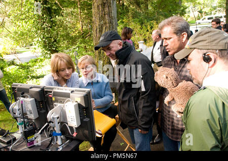 JODIE FOSTER directeur sur l'ensemble de l'étoile castor avec Mel Gibson. Banque D'Images