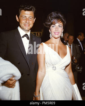 Elizabeth Taylor et son quatrième mari Eddie Fisher, vers 1962. Référence #  30928 Fichier 937THA Banque D'Images