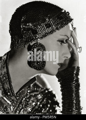 Greta Garbo, 'Matahari" de référence de dossier 30928 1932 992THA Banque D'Images