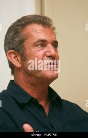 Mel Gibson 'le castor' Session de portrait, le 26 avril 2011. La reproduction par les tabloïds américains est absolument interdit. Référence #  30954 Fichier 056CCR pour un usage éditorial uniquement - Tous droits réservés Banque D'Images