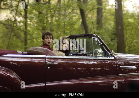 Photo du film de Evening Hugh Dancy, Claire Danes © 2007 Focus Crédit photo : La page de référence de dossier 30738126THA pour un usage éditorial uniquement - Tous droits réservés Banque D'Images