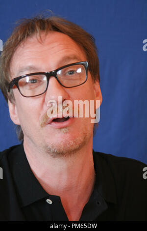 David Thewlis 'Anonyme' Session de portrait, le 12 juillet 2011. La reproduction par les tabloïds américains est absolument interdit. Référence #  31024 Fichier 003CCR pour un usage éditorial uniquement - Tous droits réservés Banque D'Images