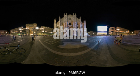 Vue panoramique à 360° de Par nuit - Milano Duomo