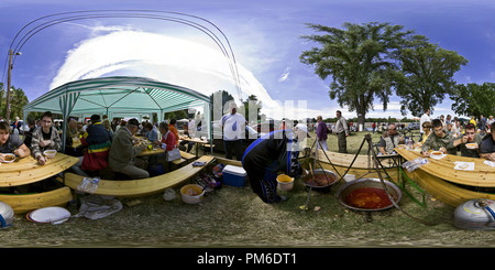 Vue panoramique à 360° de Festival de poisson soupe de poisson - 2009