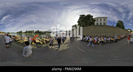 Vue panoramique à 360° de Fish Festival 2009 - Le quai