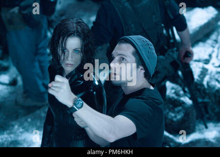 Photo du film de 'Underworld : Evolution' Kate Beckinsale, Directeur Len Wiseman © 2006 Screen Gems, Inc. Crédit photo : Doug Curran Banque D'Images