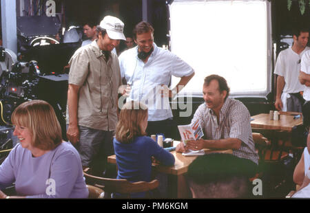 Photo du film / Publicité encore de 'Jones' osmose du Directeur Bobby & Peter Farrelly, Elena Franklin, & Bill Murray © 2001 Warner Brothers Crédit photo : Glenn Watson Référence de fichier #  30847589THA pour un usage éditorial uniquement - Tous droits réservés Banque D'Images