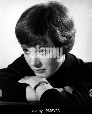 Encore une publicité Studio : Julie Andrews vers 1965 référence #  31202 1110THA Banque D'Images
