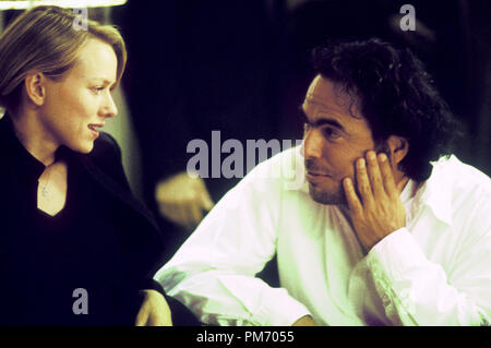 Photo du film / Publicité encore de '21 grammes' Naomi Watts, Directeur Alejandro Gonzalez Inarritu © 2003 Focus Films Photo Credit : Jim Sheldon / Merrick Morton Référence de fichier #  30753257THA pour un usage éditorial uniquement - Tous droits réservés Banque D'Images