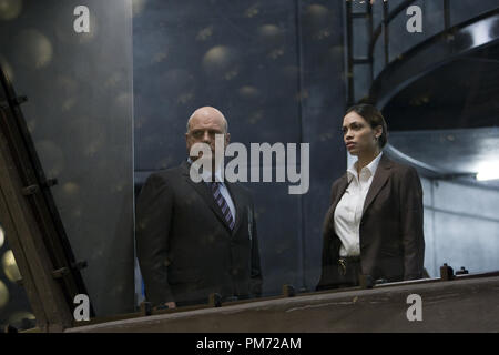 Photo du film de "Eagle Eye" Michael Chiklis, Rosario Dawson © 2008 Dream Works Crédit Photo : Ralph Nelson Référence de fichier #  30755485THA pour un usage éditorial uniquement - Tous droits réservés Banque D'Images