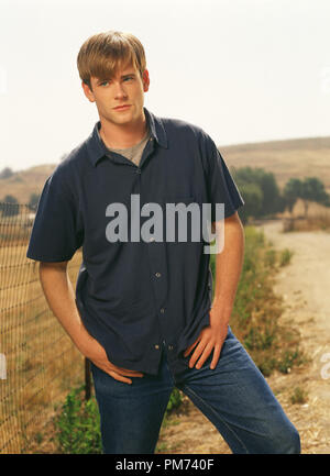 Photo du film / Publicité encore de 'Smallville' Eric Johnson 2001 Crédit photo : Frank Ockenfels Référence de fichier #  30847294THA pour un usage éditorial uniquement - Tous droits réservés Banque D'Images