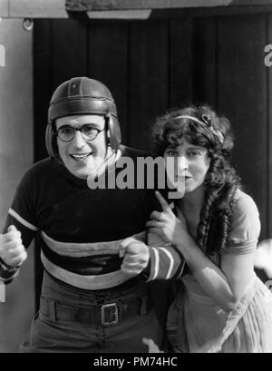 Publicité studio encore : Harold Lloyd, Jobyna Ralston, 'La Première', 1925 #  de référence de fichier 30928 1175THA Banque D'Images