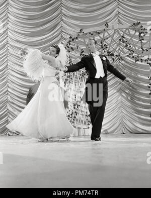 Fred Astaire et Judy Garland, "Easter Parade" de référence de dossier MGM 1948 30928 179THA Banque D'Images