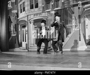 Fred Astaire et Judy Garland, "Easter Parade" de référence de dossier MGM 1948 30928 181 THA Banque D'Images