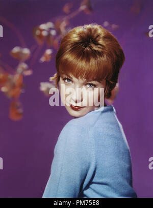 Shirley MacLaine, vers 1962. Référence #  30928 Fichier 528THA Banque D'Images