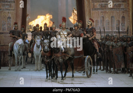 Photo du film / Publicité encore de 'Cleopatra' Timothy Dalton, 1999 Photo Credit : Oliver Upton Référence de dossier #  30973188THA pour un usage éditorial uniquement - Tous droits réservés Banque D'Images