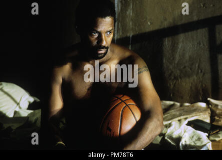 Photo du film de 'Il' Got Game Denzel Washington © 1998 Touchstone Pictures Crédit photo : David Lee Référence #  30996508THA pour un usage éditorial uniquement - Tous droits réservés Banque D'Images