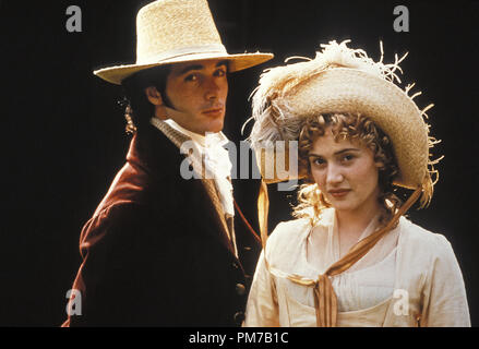 Photo du film de "sens et sensibilité' Greg Wise, Kate Winslet © 1995 Columbia Pictures Référence #  31043118THA pour un usage éditorial uniquement - Tous droits réservés Banque D'Images
