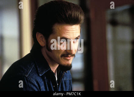 Photo du film de 'homme' Sean Penn © 1995 Gramercy Crédit photo : Demmie Todd Référence de dossier #  31043490THA pour un usage éditorial uniquement - Tous droits réservés Banque D'Images