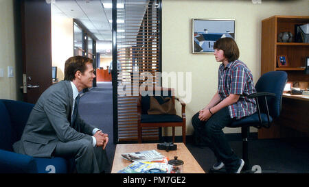 (L-r) KEVIN BACON comme David Lindhagen et JONAH BOBO comme Robbie à Warner Bros Pictures' comédie "CRAZY, STUPID, LOVE." Un communiqué de Warner Bros Pictures. Banque D'Images