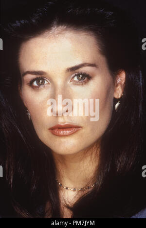 Photo du film de "divulgation" Demi Moore © 1994 Warner Brothers Crédit photo : Brian Hamill Référence de fichier #  31129371THA pour un usage éditorial uniquement - Tous droits réservés Banque D'Images