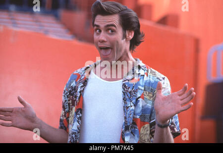 Photo du film de 'Ace Ventura : Pet Detective' Jim Carrey © 1994 Warner Brothers Référence #  31129465THA pour un usage éditorial uniquement - Tous droits réservés Banque D'Images