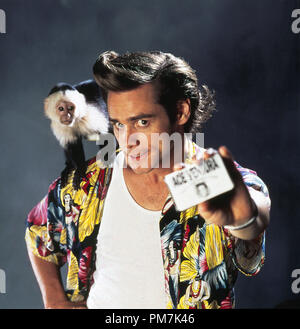 Photo du film de 'Ace Ventura : Pet Detective' Jim Carrey © 1994 Warner Brothers Référence #  31129466THA pour un usage éditorial uniquement - Tous droits réservés Banque D'Images